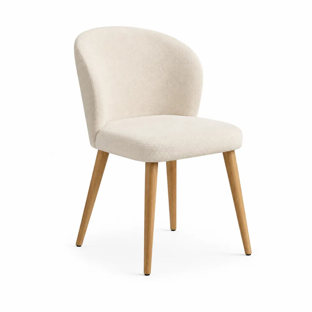 Esszimmerstuhl mit Rueckenlehne Boucle Polyester und Massivholz in Creme 48 x 58 x 82 cm